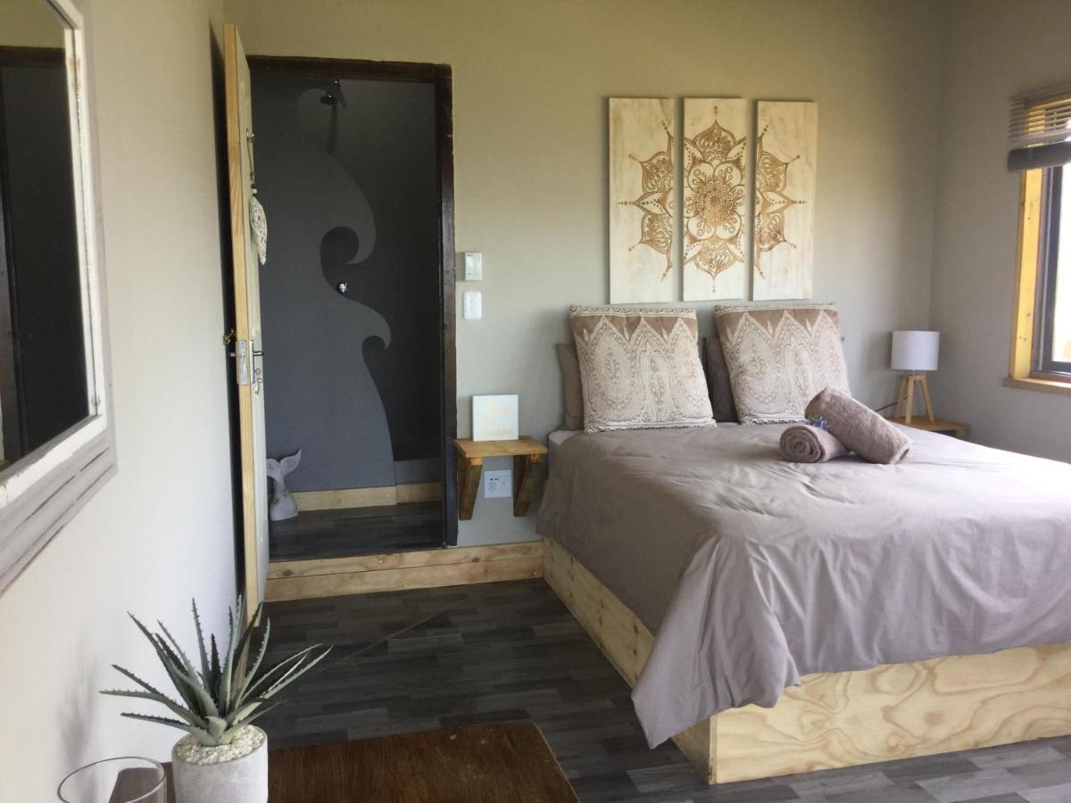Coram Deo Saltywaves Double En-Suite Rooms With Sea Views Coffee Bay Exterior foto
